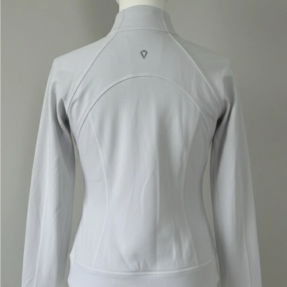 SOLD Ivivva White Jacket for Active Wear - Picture 3 of 5